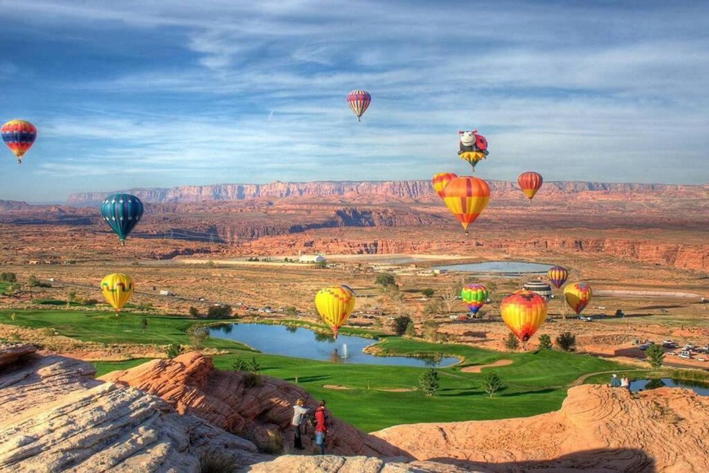 Local View Pet Friendly Boat Parking Close To Antelope Canyon Horseshoebend 페이지 외부 사진